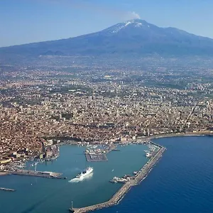 Appartamento La Dimora Di Enrico, Aeroporto di Catania Fontana Rossa
