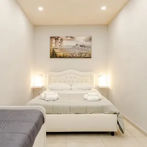 casa-vacanze-signori-si-nasce.hotels-amalfi.com/