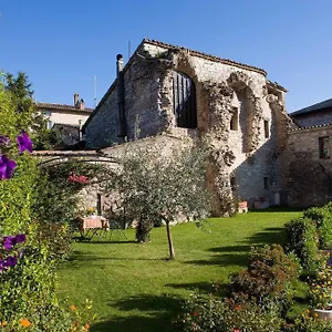 il-turrione.hotels-perugia.com/
